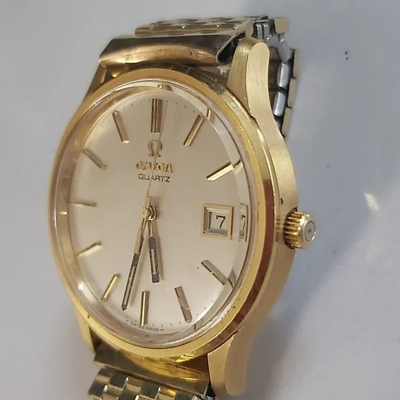 Omega Gold Quartz Watch - Picture 3 of 15